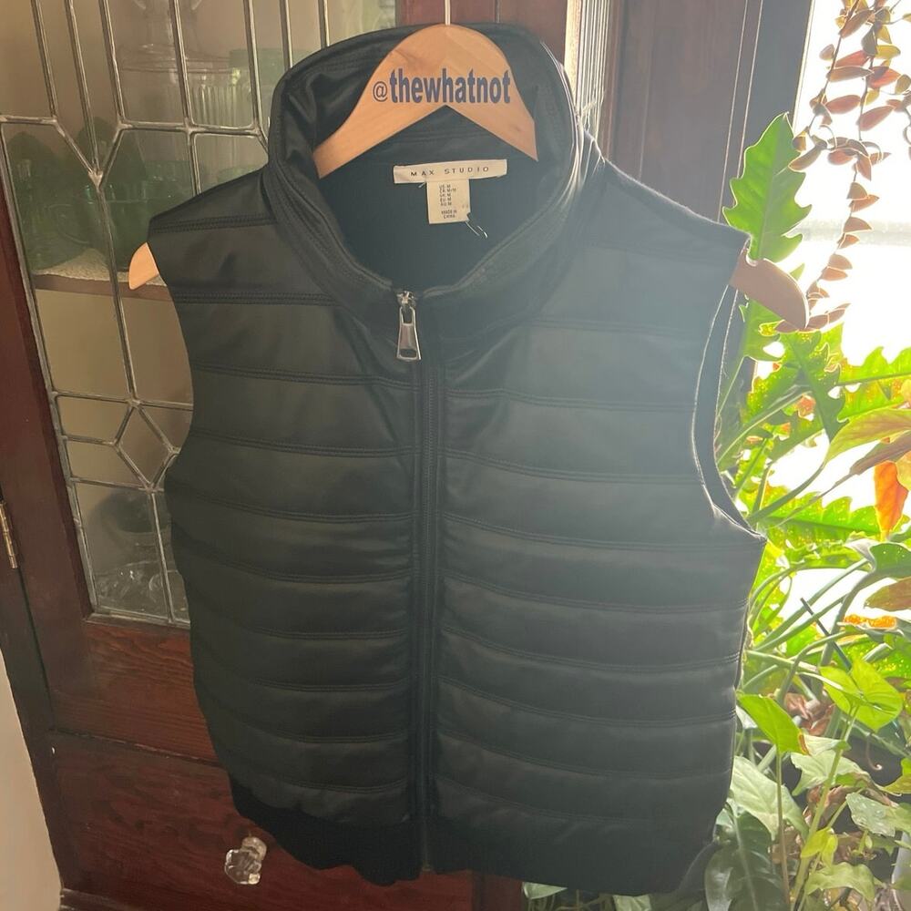 Max Studio Faux Leather Puffer Vest M Zip Up Mock Neck Black Quilted Streetwear - Picture 7 of 17